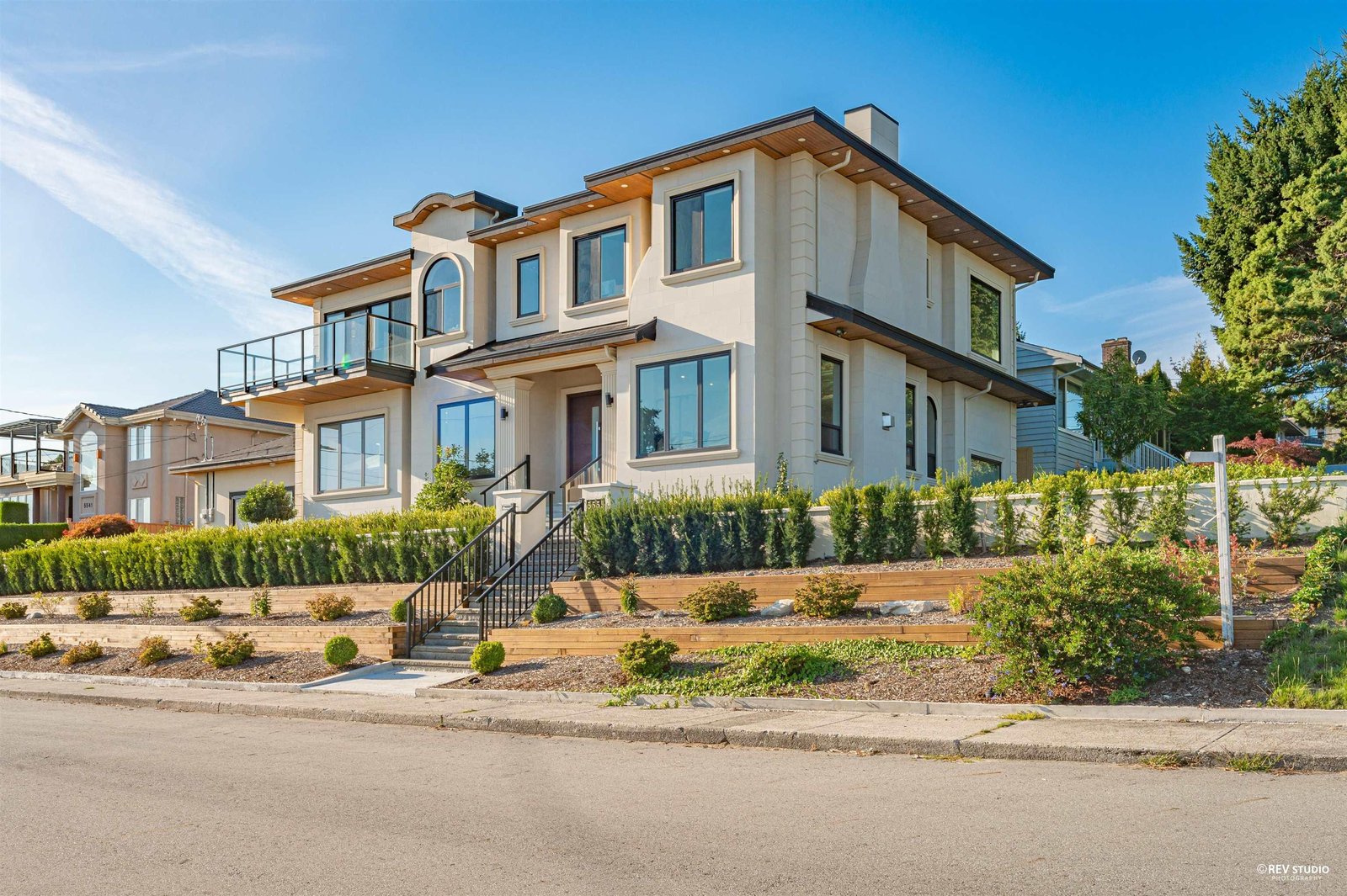 溫哥華Metrotown周邊豪宅 住在云端的感覺